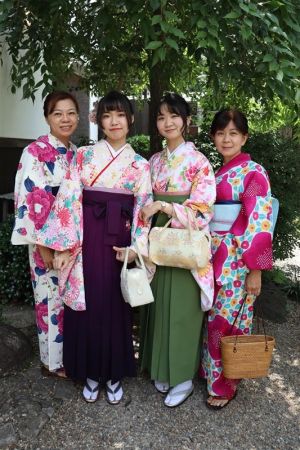女性袴
