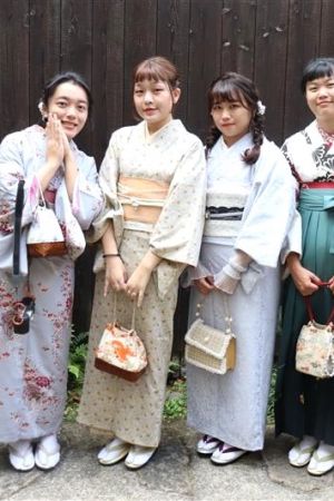 女性袴