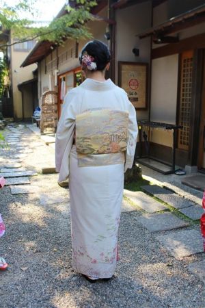 訪問着