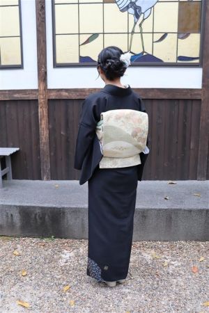 訪問着