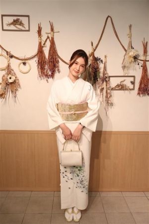 訪問着