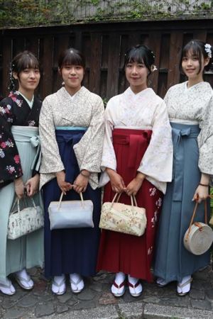 女性袴