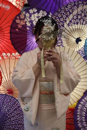 訪問着