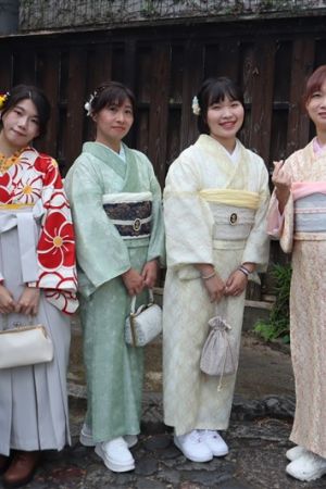 女性袴