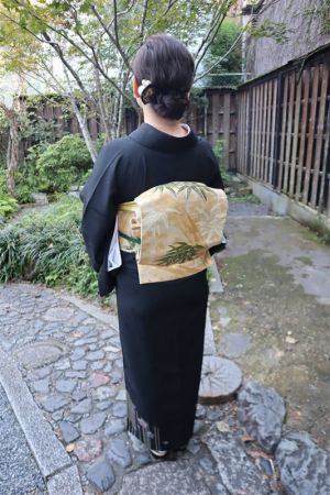 訪問着
