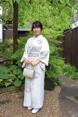 訪問着
