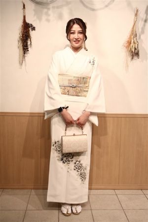 訪問着