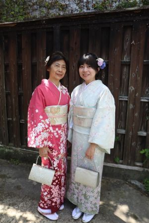 訪問着