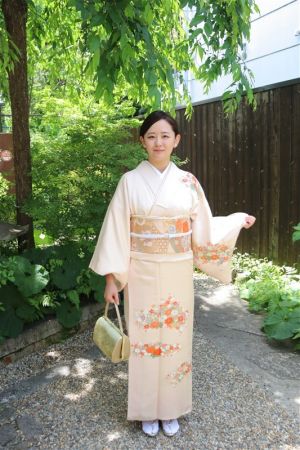 訪問着