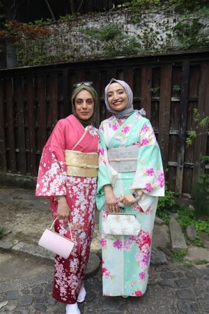 訪問着
