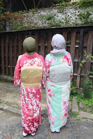 訪問着