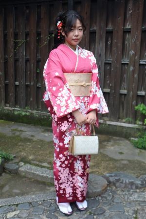 訪問着