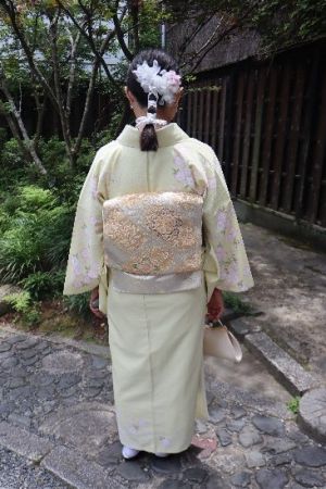 訪問着