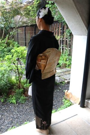 訪問着