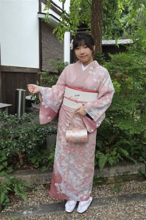 訪問着