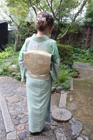 訪問着