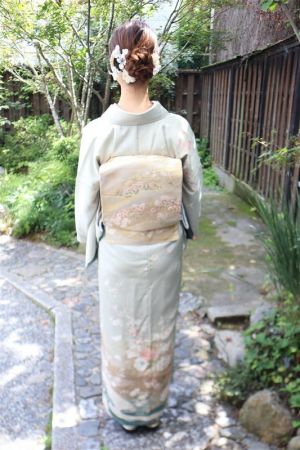 訪問着