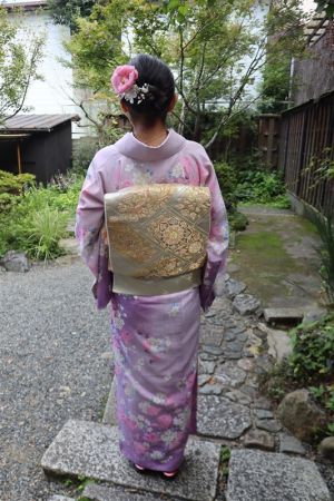 訪問着