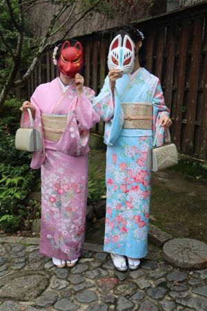 訪問着