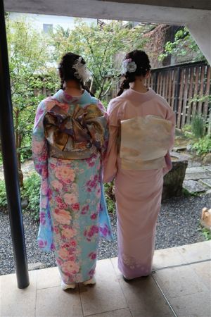 訪問着