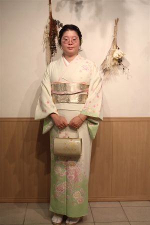 訪問着