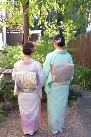 訪問着