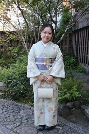 訪問着