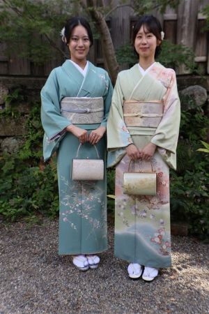 訪問着