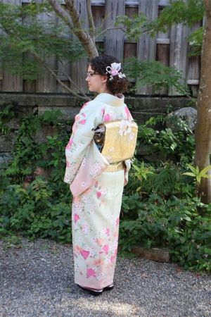 訪問着