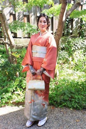 訪問着