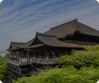 八坂神社清水寺など京都観光地が近い