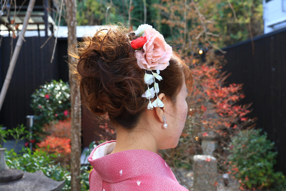 7.Curly updo 3/4
