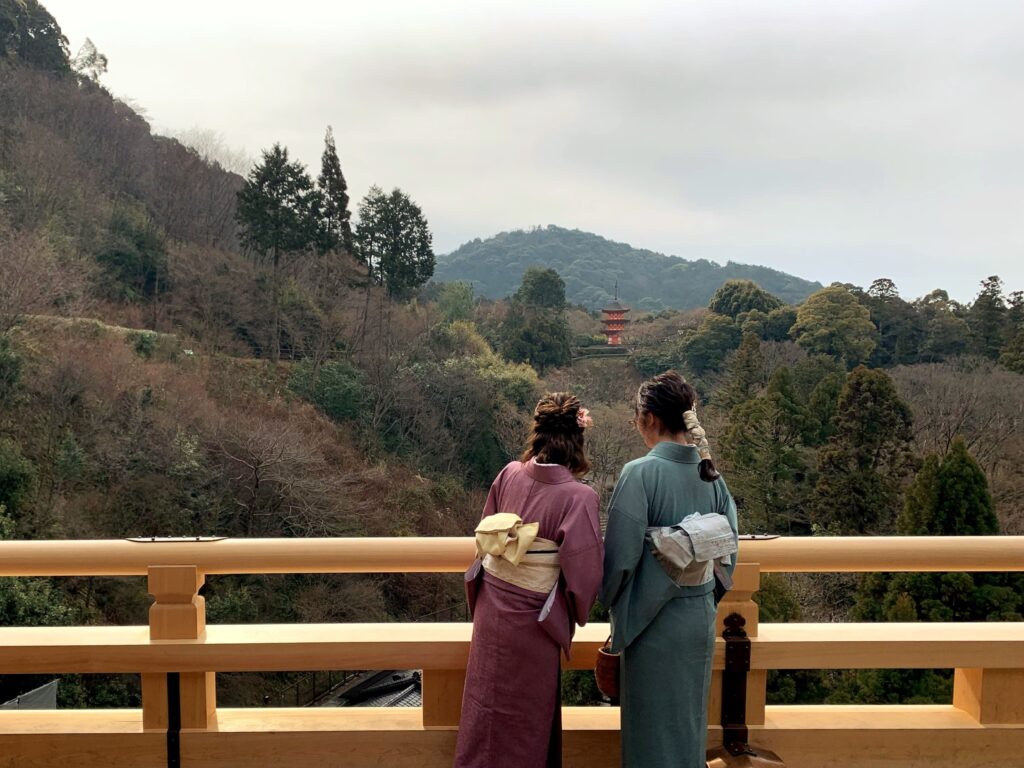 子安の塔とおしゃれ着物