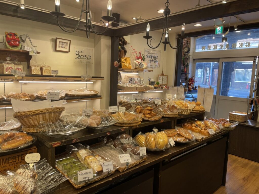 GEBACKEN(ゲベッケン) 泉涌寺店内観