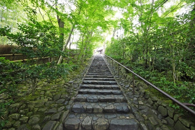 鈴虫寺