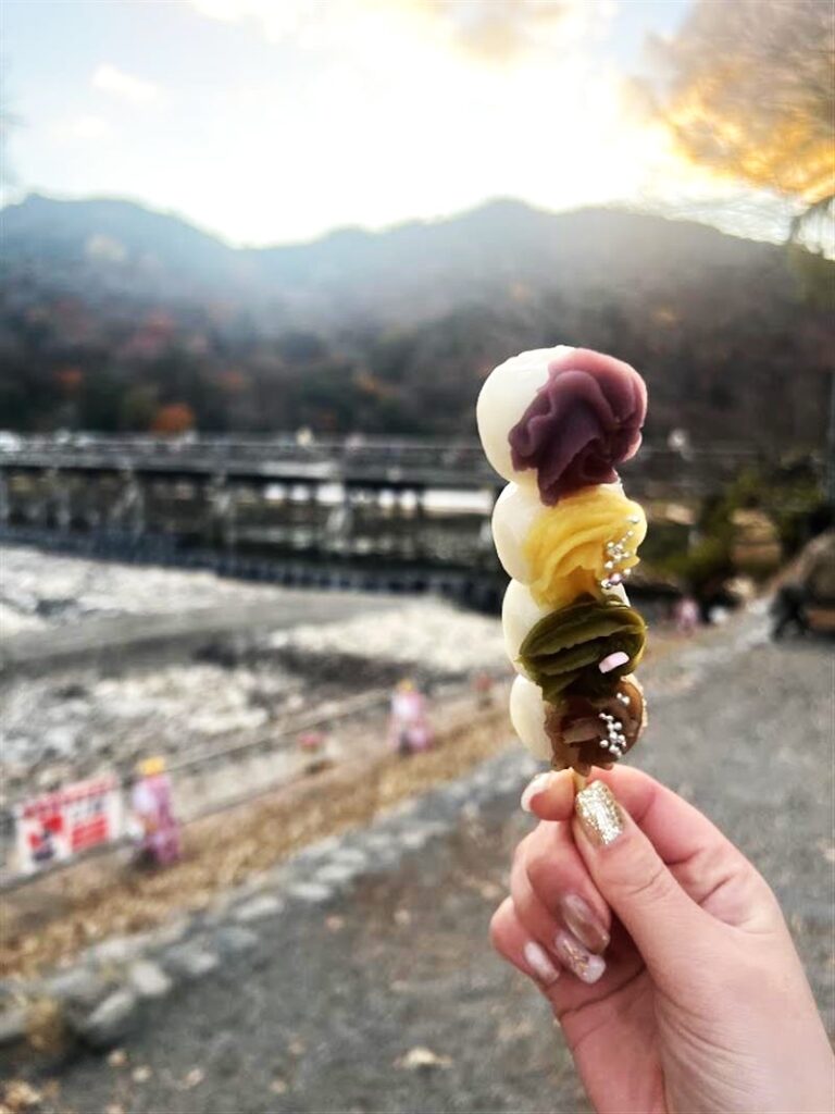 華美だんご