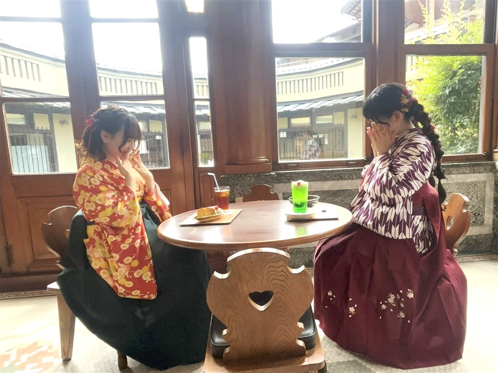秋にぴったり！大正ロマン風コーデ