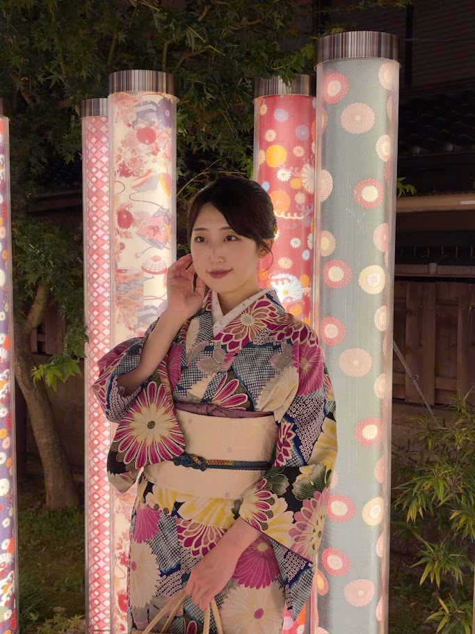 京都のライトアップを着物で楽しむ｜秋の夜を彩る特別な京都観光